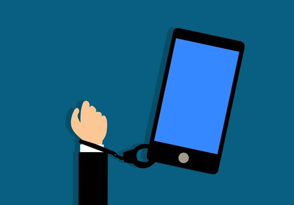 ¿Soy adicto a las redes sociales? 7 consejos de prevención -Reinvéntate Carolina Montero